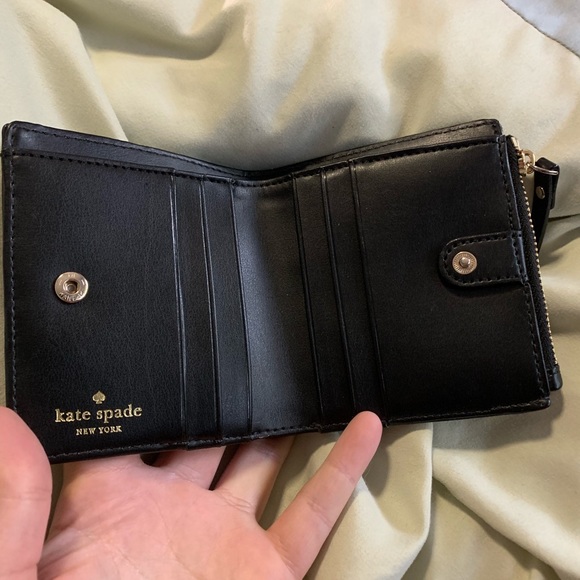 Kate spade bifold wallet - Picture 3 of 6